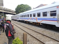 Pria Lansia Tewas Tertabrak Kereta Api di Cimahi