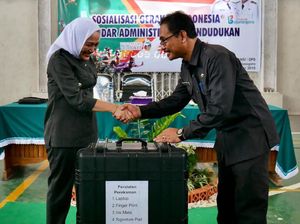 Bupati Anna Ajak Warga Bojonegoro Sadar Administrasi Kependudukan. Bupati Anna Ajak Warga Bojonegoro Sadar Administrasi Kependudukan.