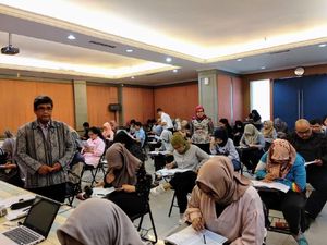 Lembaga Pelatihan Bahasa Dibanjiri Pendaftar CPNS Lembaga Pelatihan Bahasa Dibanjiri Pendaftar CPNS