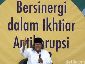 Perseteruan Gus Samsudin-Pesulap Merah, Gus Muwafiq: Adu Sakti Saja Lah! Perseteruan Gus Samsudin-Pesulap Merah, Gus Muwafiq: Adu Sakti Saja Lah!