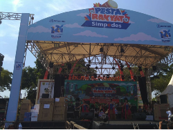 Bank BRI Tebar Panen Hadiah di Gelaran Pesta Rakyat Simpedes Sragen