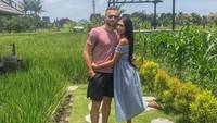 Lelhy dan Spasojevic menikah pada 2013 lalu. Saat itu, penyerang naturalisasi Indonesia ini masih bermain untuk PSM Makassar. (Foto: Instagram @lelhyspaso)