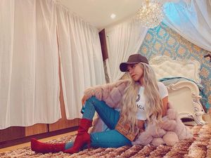 Potret Influencer yang Dikritik Usai Curhat Tak Suka Kencani Pria Miskin Potret Influencer yang Dikritik Usai Curhat Tak Suka Kencani Pria Miskin
