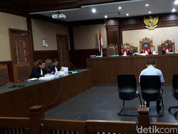 Nelayan Penyuap Gubernur Kepri Dituntut 2 Tahun Penjara