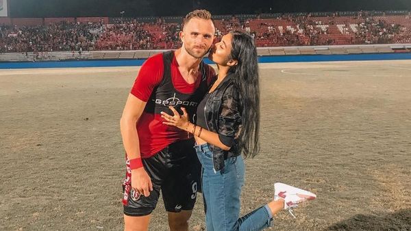 Kesetiaan Lelhy Arief Dampingi Ilija Spasojevic