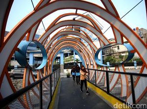 Melihat lebih Dekat Jembatan Ketupat Kebanggaan Anies Melihat lebih Dekat Jembatan Ketupat Kebanggaan Anies