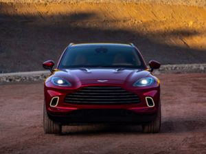Aston Martin Yakin Jual Ribuan Unit DBX per Tahun Aston Martin Yakin Jual Ribuan Unit DBX per Tahun