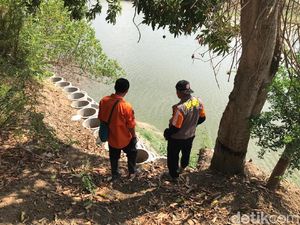 10 Titik Bantaran Sungai Bengawan Solo di Lamongan Rawan Longsor