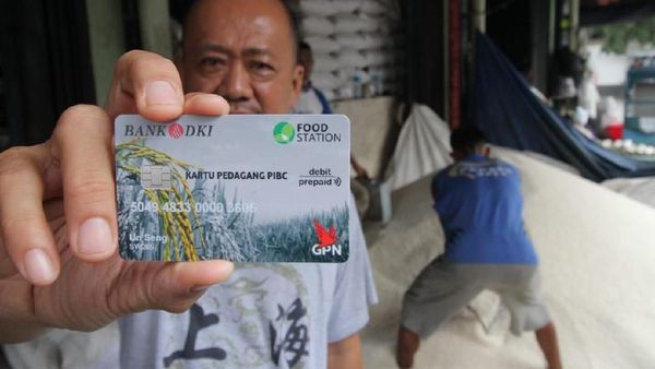 Beri Kemudahan Layanan Perbankan dengan Kartu Pedagang