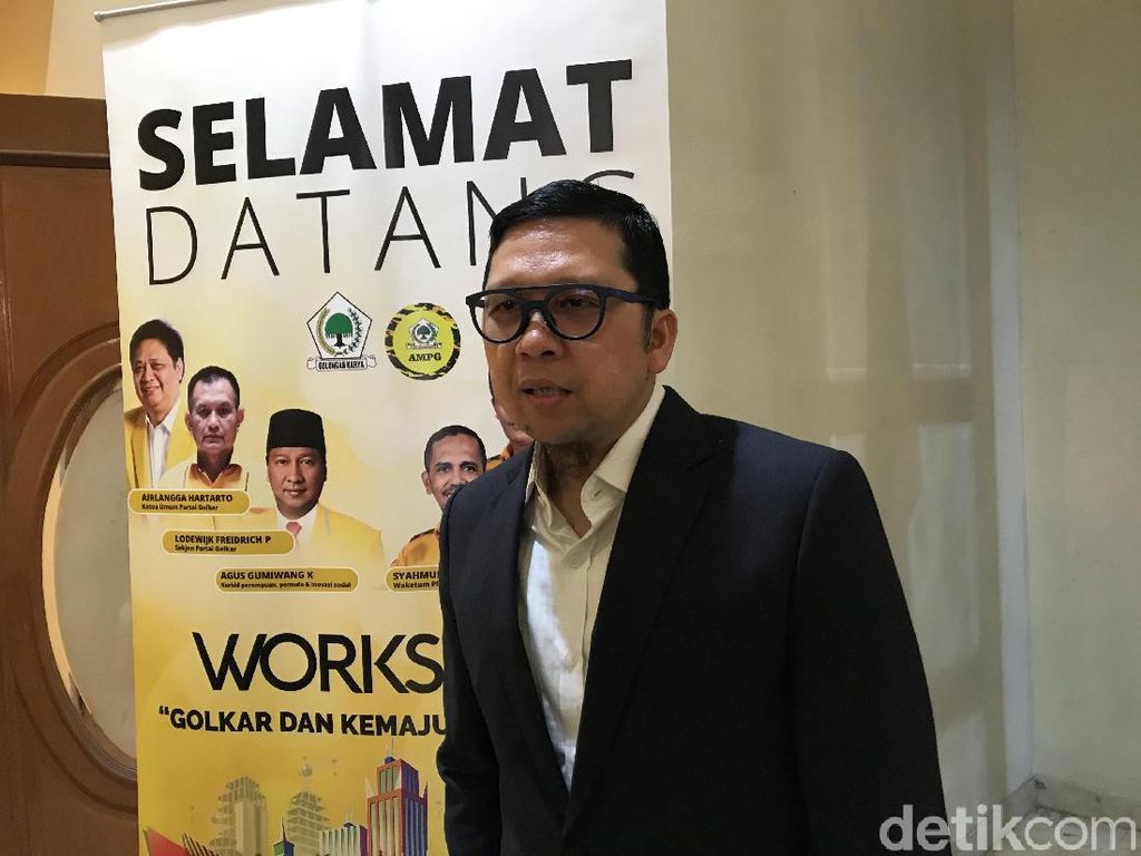 Ketua Komisi II DPR Tepis Dorongan Pilkada 2022 demi Anies Baswedan Ketua Komisi II DPR Tepis Dorongan Pilkada 2022 demi Anies Baswedan