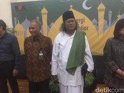 Setelah Ustaz Somad, Kini Giliran Gus Muwafiq Beri Tausiah di KPK