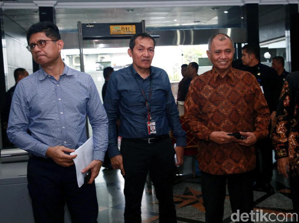 Saat Pimpinan KPK Turun Gunung Gugat UU KPK Saat Pimpinan KPK Turun Gunung Gugat UU KPK