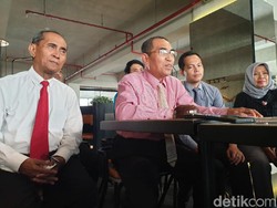 Jabatan Ketua Golkar DIY Digoyang, Haryadi Suyuti Pasang Badan