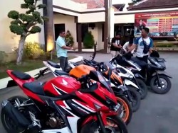 Belasan Motor Curian Dikubur dalam Jerami di Kampung Begal Pasuruan