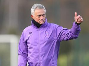 Mourinho Datang, Tottenham Tetaplah Tottenham