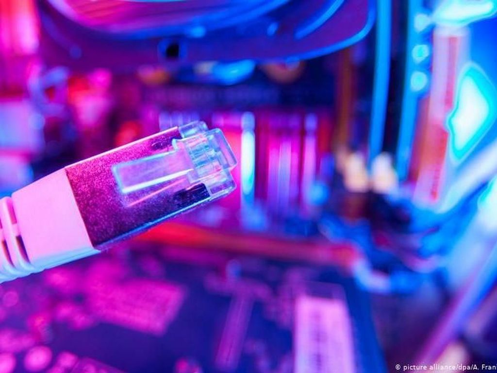 Mampukah AS dan Eropa Sediakan Akses Internet untuk Iran? Mampukah AS dan Eropa Sediakan Akses Internet untuk Iran?
