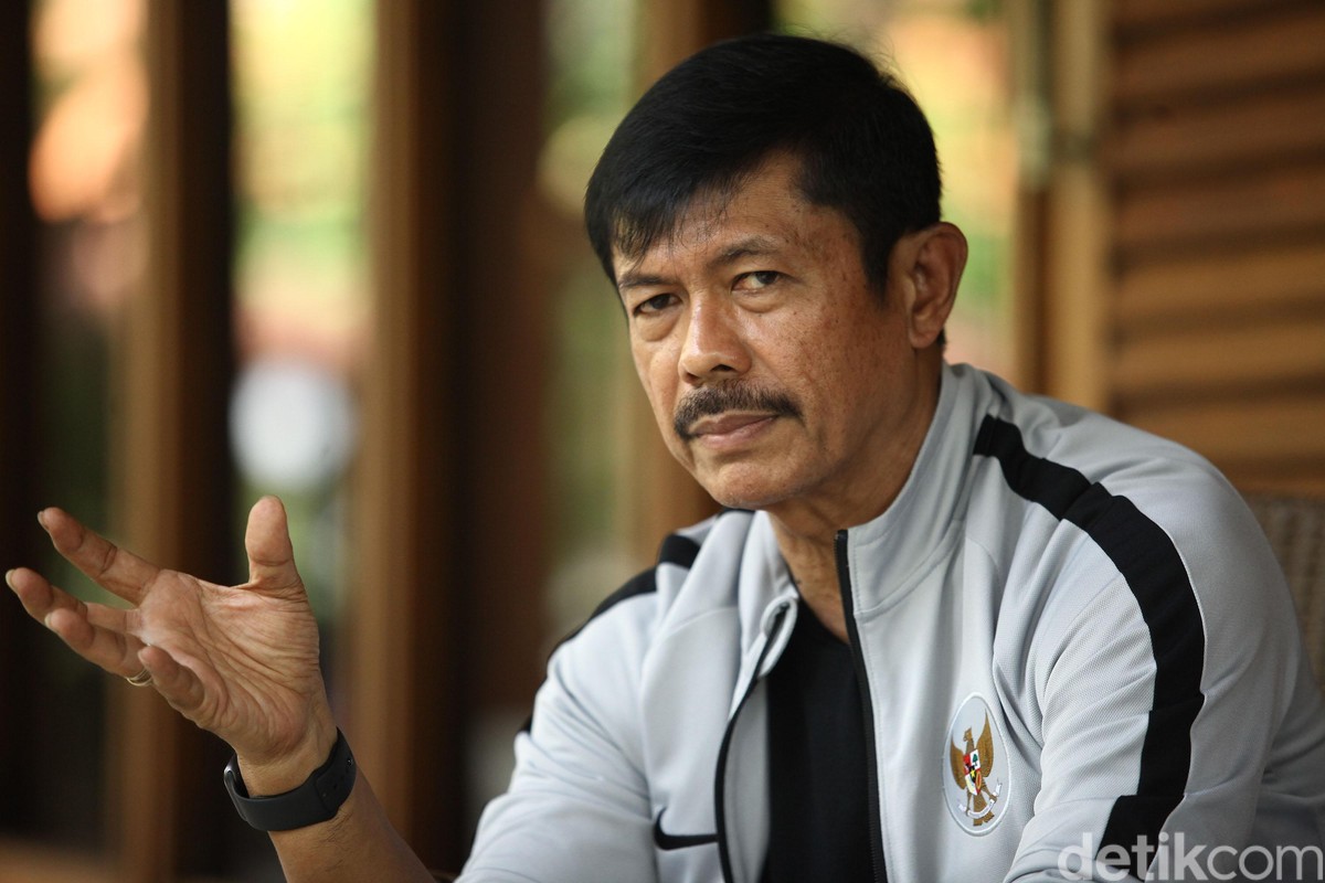 Indra Sjafri: Semua Harus Bersatu Perangi Virus Corona (Rifkianto Nugroho/Detikcom)