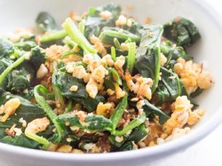 Cara Membuat Orak-Arik Bayam yang Enak Kaya Nutrisi