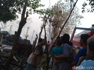 Hotel Kerbau di Jepara Terbakar