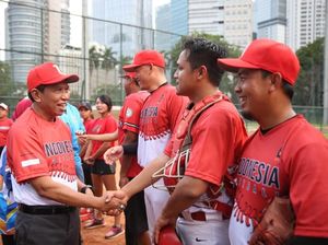Tinjau Tim Baseball dan Softball, Menpora: Fokus dan Konsentrasi!