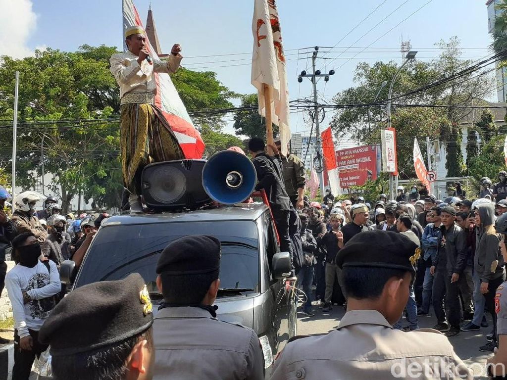 Aksi Mappatettong Siri, Usut Kematian Mahasiswa UMI Aksi Mappatettong Siri, Usut Kematian Mahasiswa UMI