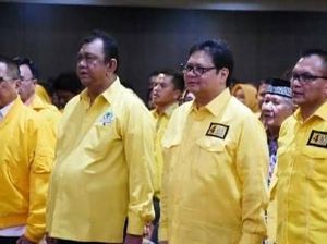 DPD 1 Golkar Sumbar Dukung Airlangga Jadi Ketum Golkar Lagi DPD 1 Golkar Sumbar Dukung Airlangga Jadi Ketum Golkar Lagi