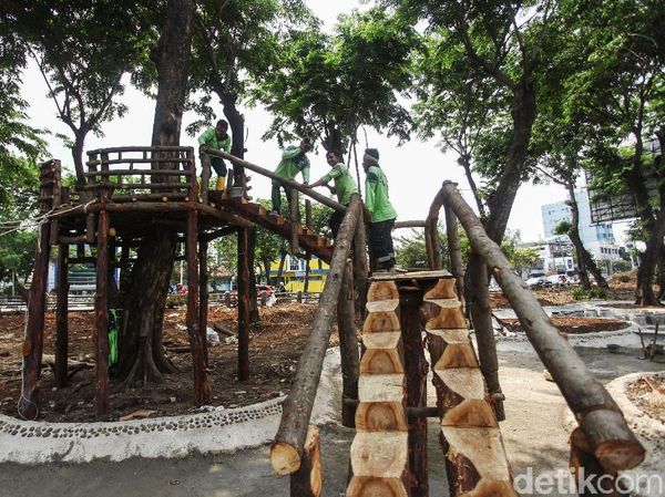 Asyik, Taman di Tomang Ini Akan Dilengkapi Rumah Pohon