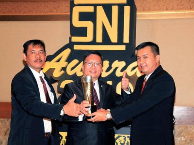 Dua Menteri Hadiri SNI Award