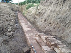 Bangunan Pramajapahit di Nganjuk Peninggalan Kerajaan Medang?