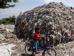 Kami Ingin Melarang, Sampah Australia Cemari Bahan Makanan di Jatim