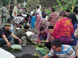 Dalam Sebulan 13 Orang Meninggal, Warga Blitar Gelar Selamatan di Jalan