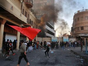 8 Orang Tewas dan Puluhan Terluka Akibat Kericuhan di Irak