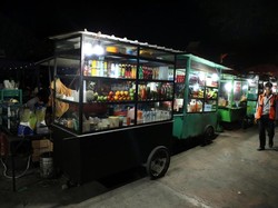 Stasiun Pengisian Listrik Umum PLN Nyalakan Rezeki PKL Karimun