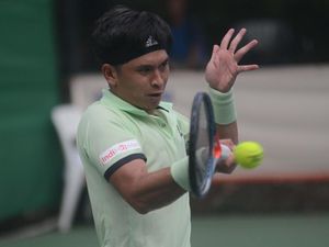 Chrsitopher Rungkat Juara BNI Tennis Open Chrsitopher Rungkat Juara BNI Tennis Open