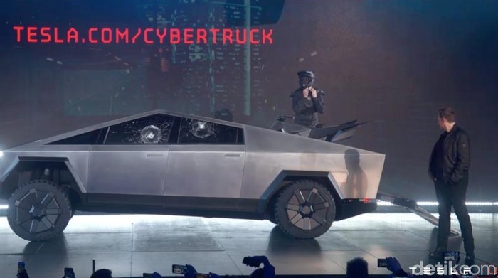 Tesla Cybertruck Tesla Cybertruck diperlihatkan di Amerika serikat.