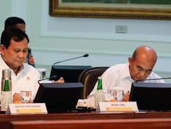 Ikuti Jokowi, Prabowo Prioritaskan Belanja Alutsista dari Dalam Negeri