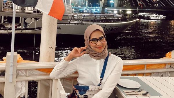 Kenalan dengan Angkie Yudistia, Staf Khusus Presiden yang Suka Ngopi