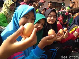 Pemkab Blitar Bikin Gerakan Makan Telur untuk Jamin Keamanan Hasil Ternak Pemkab Blitar Bikin Gerakan Makan Telur untuk Jamin Keamanan Hasil Ternak