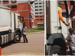 So Sweet! Bocah Ini Bagikan Cokelat ke Supir Truk Sampah