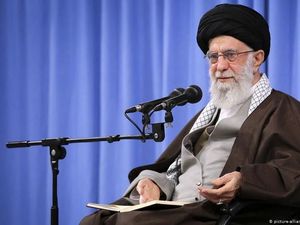 Peringatan Pemimpin Tertinggi Ali Khamenei Untuk Musuh Iran Peringatan Pemimpin Tertinggi Ali Khamenei Untuk Musuh Iran