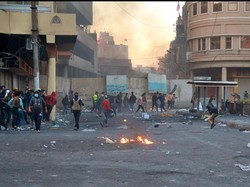 Ledakan di Irak Tewaskan Enam Orang Saat Demo Antipemerintah
