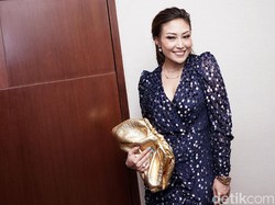 Terbawa Drama Pelakor The World of The Married, Ayu Dewi Ikut Geregetan