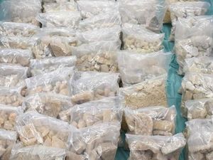 Polda Sulsel Musnahkan 14,6 Kilogram Sabu dan Ribuan Ekstasi