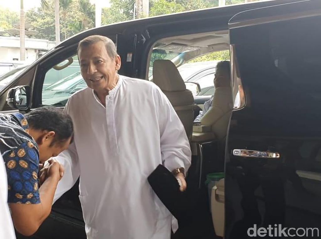 Bocoran Wantimpres Jokowi: Wiranto, Habib Luthfi, hingga Arifin Panigoro Bocoran Wantimpres Jokowi: Wiranto, Habib Luthfi, hingga Arifin Panigoro