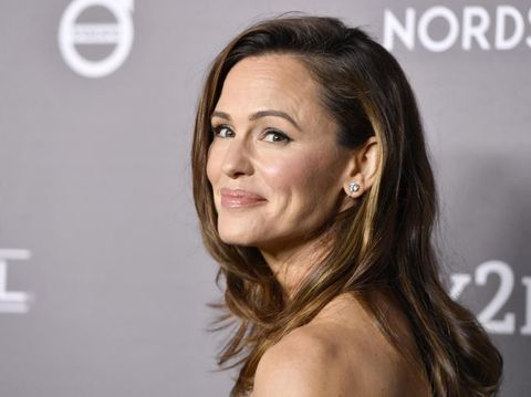 CULVER CITY, CALIFORNIA - NOVEMBER 09: Jennifer Garner attends 2019 Baby2Baby Gala Presented By Paul Mitchell  at 3LABS on November 09, 2019 in Culver City, California. (Photo by Frazer Harrison/Getty Images)