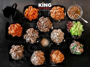 King of Grill, Nikmatnya Daging Sapi Panggang Bercampur Sambal Matah King of Grill, Nikmatnya Daging Sapi Panggang Bercampur Sambal Matah