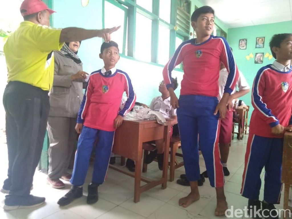 Didesak Selidiki Pengadaan Seragam Gratis Cingkrang, Ini Kata Polisi Didesak Selidiki Pengadaan Seragam Gratis Cingkrang, Ini Kata Polisi