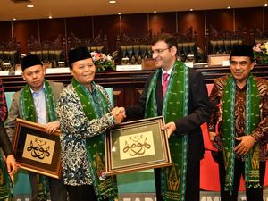 Buka IIYL Summit 2019, HNW Apresiasi Anak Muda Islam Indonesia Buka IIYL Summit 2019, HNW Apresiasi Anak Muda Islam Indonesia