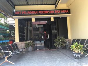 Polisi Periksa 8 Saksi di Kasus Dugaan Dokter Perkosa Siswi SMA Polisi Periksa 8 Saksi di Kasus Dugaan Dokter Perkosa Siswi SMA