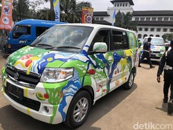 Mobil Nasional Hingga Kendaraan Listrik Ramaikan Jabar Otofest